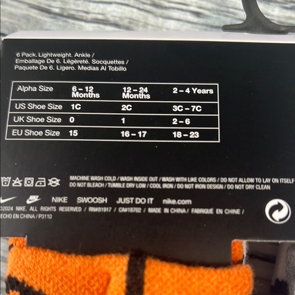 Nike kids’ Ankle Unisex Sport Socks - 6 pack Black, Gray, White,  Sz 12-24m - Picture 6 of 6